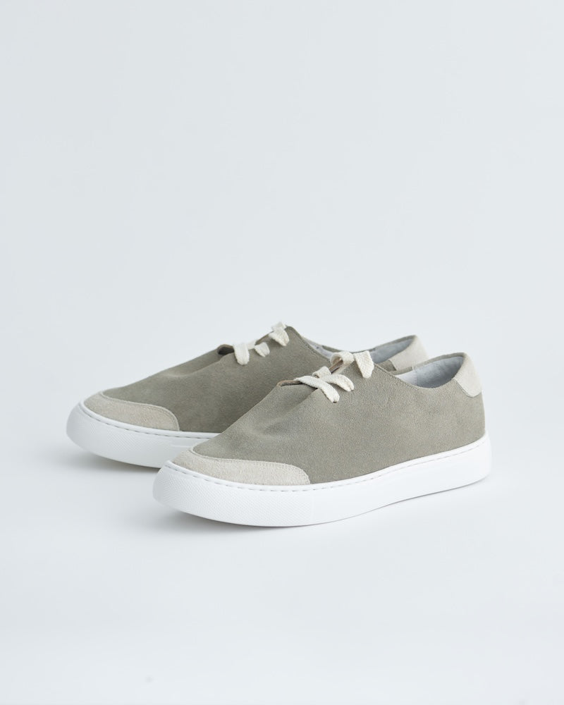 TOUN Three Gray | 奈良生まれのスニーカー
