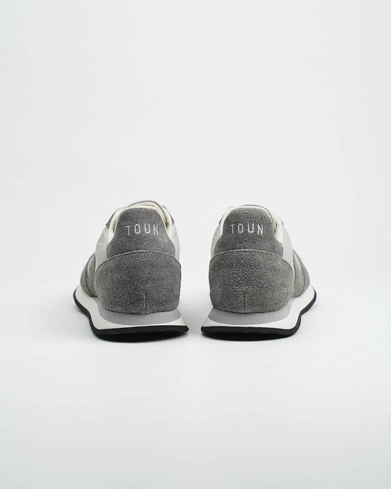 TOUN runner TOU-006 Gray 奈良生まれのスニーカー ユニセックス
