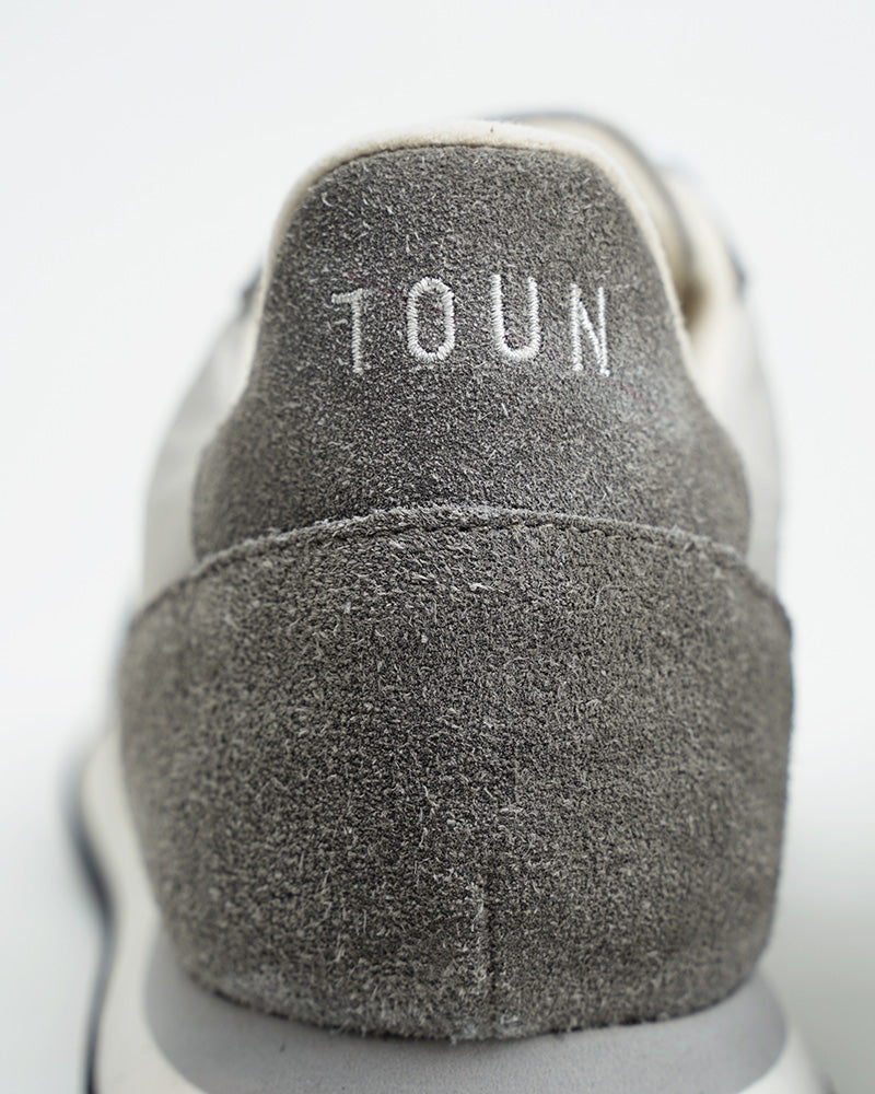 TOUN runner TOU-006 Gray 奈良生まれのスニーカー ユニセックス